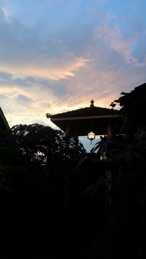 Jaswan Inn Borobudur มาเกอลัง ภายนอก รูปภาพ